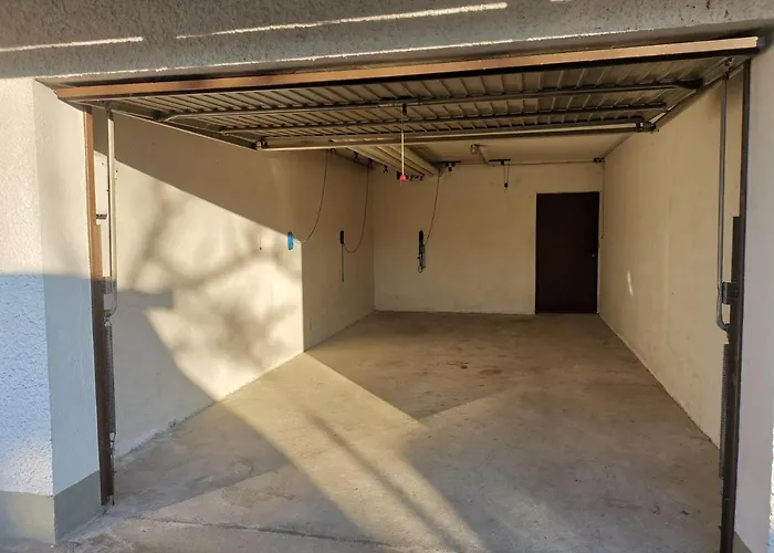Ein Zimmer Bernau Mit Grosser Garage Incl Appartement Bernau am Chiemsee